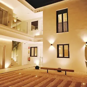 Medina Homes Puente Aparthotel Cordova